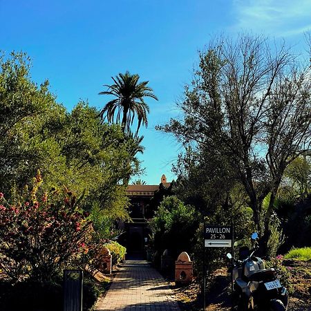 Appartement Spacieux Avec Piscine A La Palmeraie Marrákes Kültér fotó